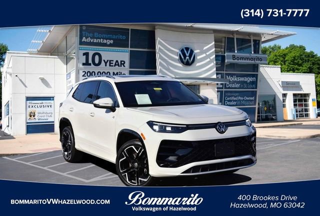 Certified 2026 Volkswagen Tiguan SEL R-Line image 1