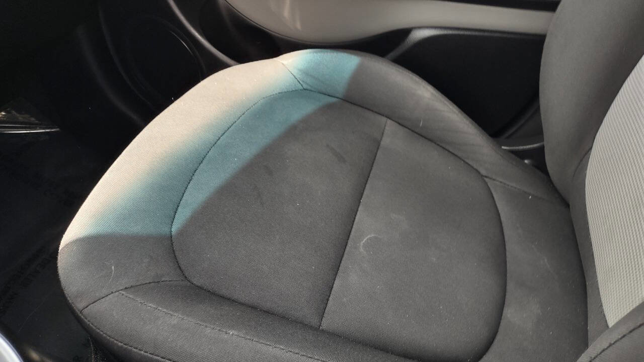 Used 2017 Kia Soul w/ Convenience Package image 22
