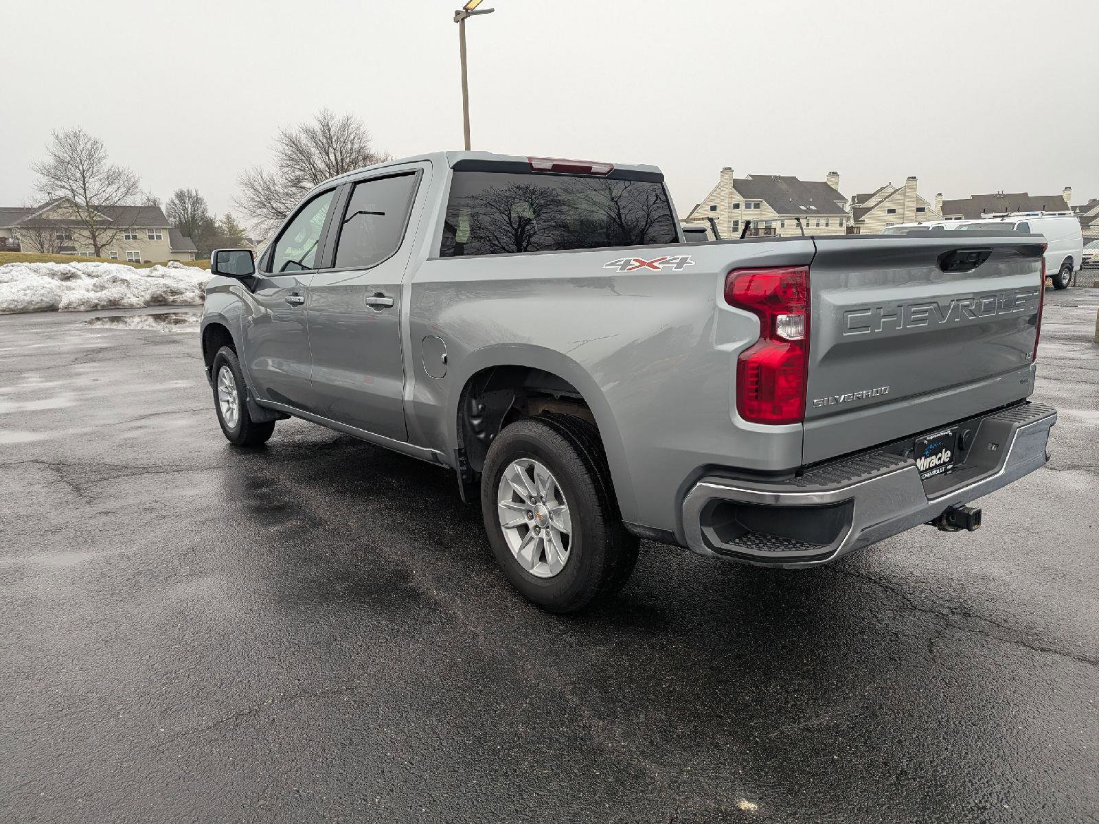 Used 2025 Chevrolet Silverado 1500 LT image 6