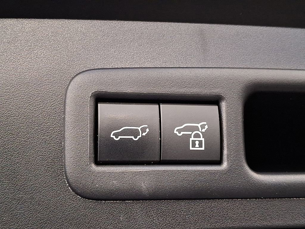 Used 2023 Lexus UX 250h F Sport image 31