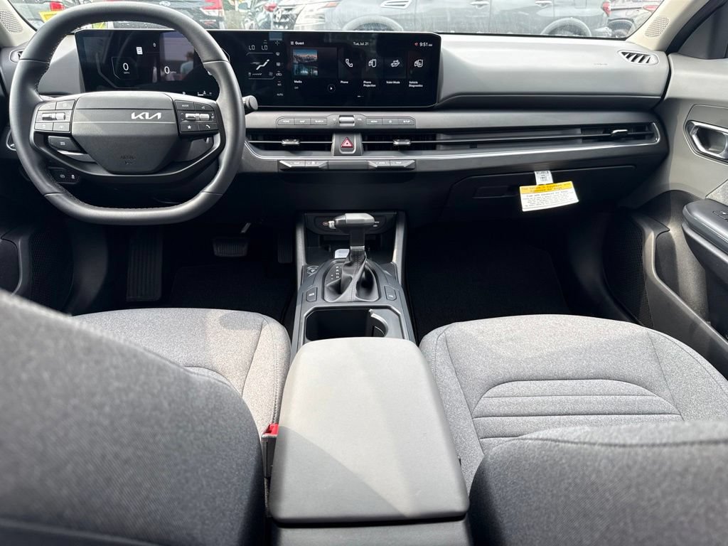 Certified 2025 Kia K4 GT-Line Turbo FWD image 18
