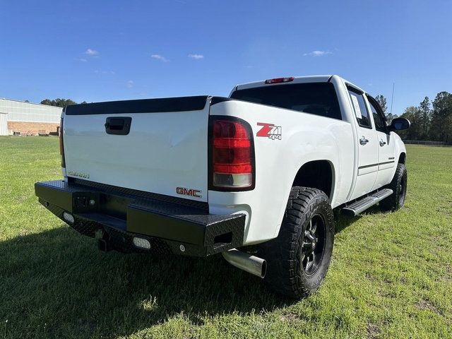 Used 2013 GMC Sierra 2500 Denali w/ Suspension Package, Off-Road image 5