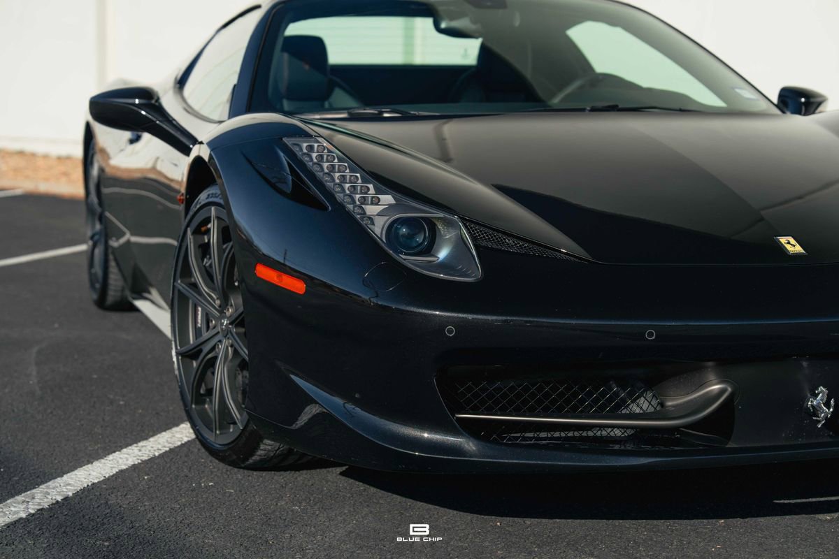 Used 2014 Ferrari 458 Spider image 18