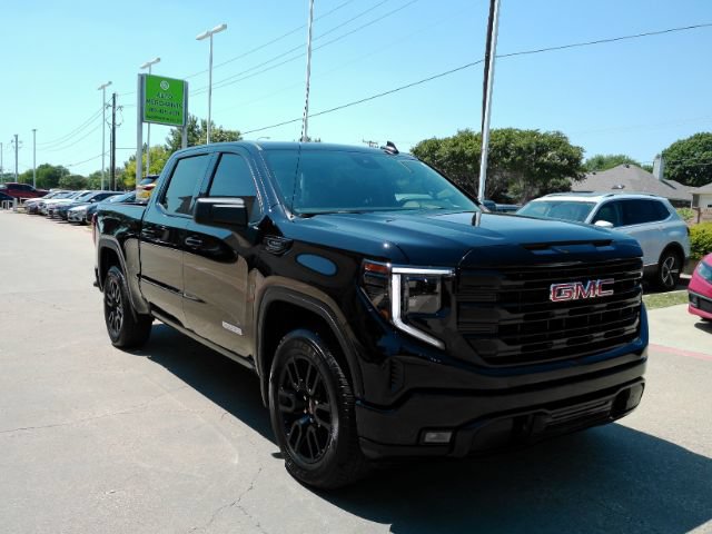 Used 2025 GMC Sierra 1500 Elevation AWD/4WD image 3