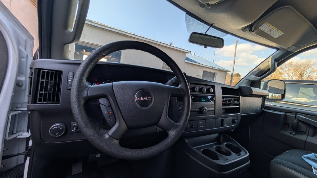 Used 2025 GMC Savana 2500 w/ Driver Convenience Package RWD image 7