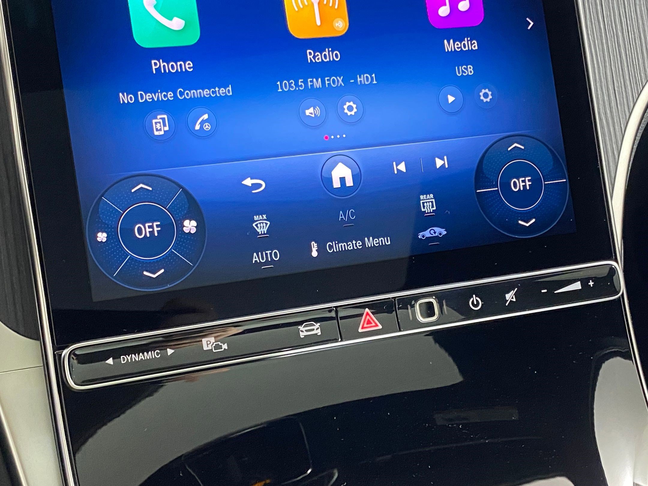 Used 2026 Mercedes-Benz GLC 300 4MATIC image 26