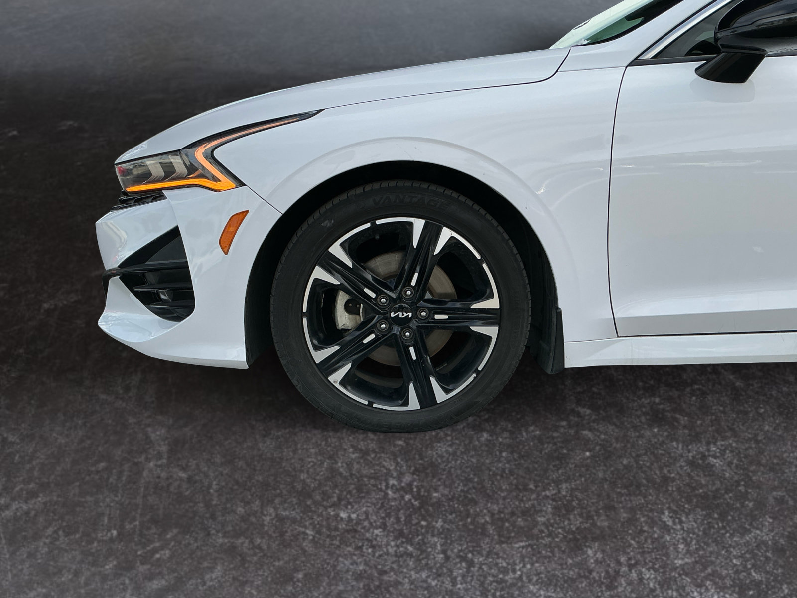 Used 2022 Kia K5 GT-Line w/ GT-Line FWD Premium Package image 14