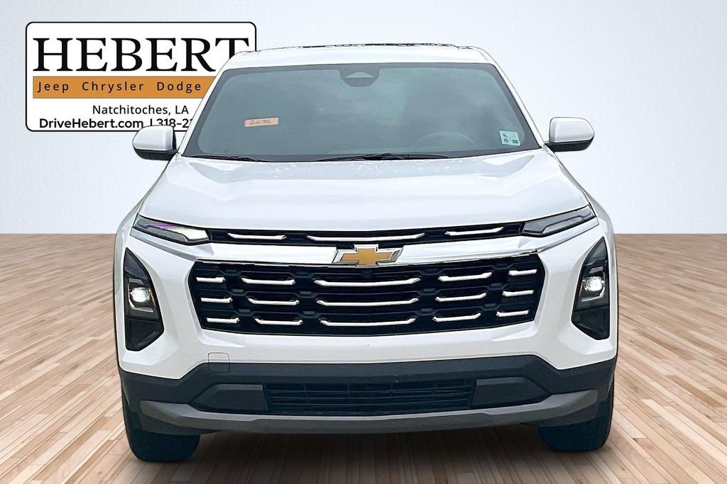 Used 2026 Chevrolet Equinox LT FWD image 3