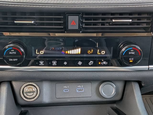 Used 2021 Nissan Rogue SV AWD/4WD image 26