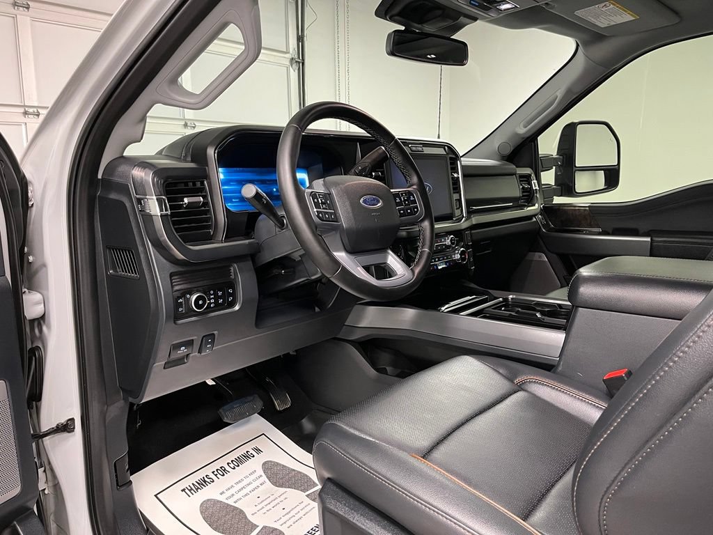 Used 2026 Ford F350 Lariat w/ Black Appearance Package AWD/4WD image 20