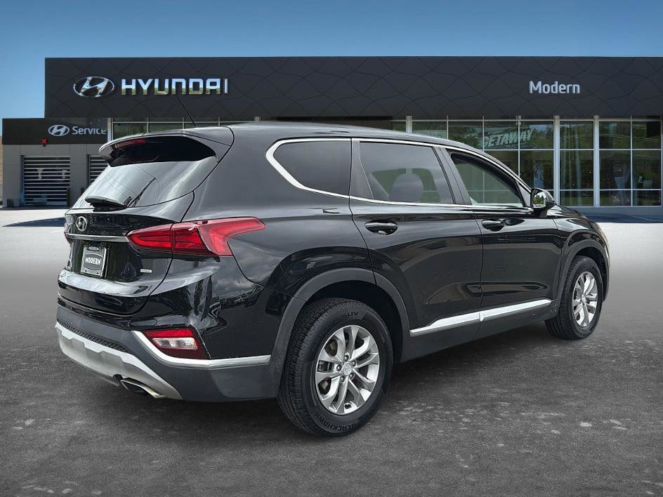 Used 2020 Hyundai Santa Fe SE AWD/4WD image 3