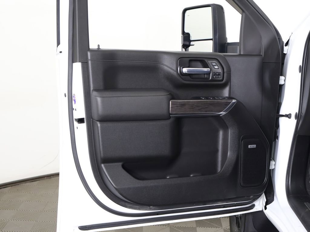 Used 2022 Chevrolet Silverado 3500 LTZ w/ LTZ Plus Package AWD/4WD image 27