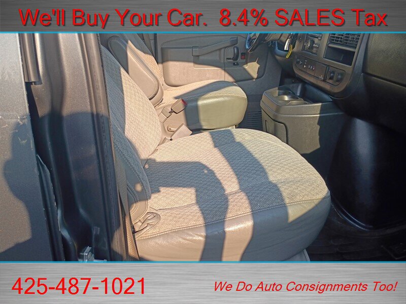 Used 2017 Chevrolet Express 2500 LS RWD image 13