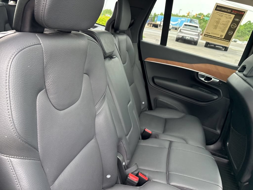 Certified 2023 Volvo XC90 B5 Plus w/ Protection Package Premier AWD/4WD image 38
