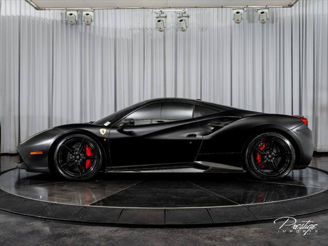 Used 2016 Ferrari 488 GTB RWD image 11