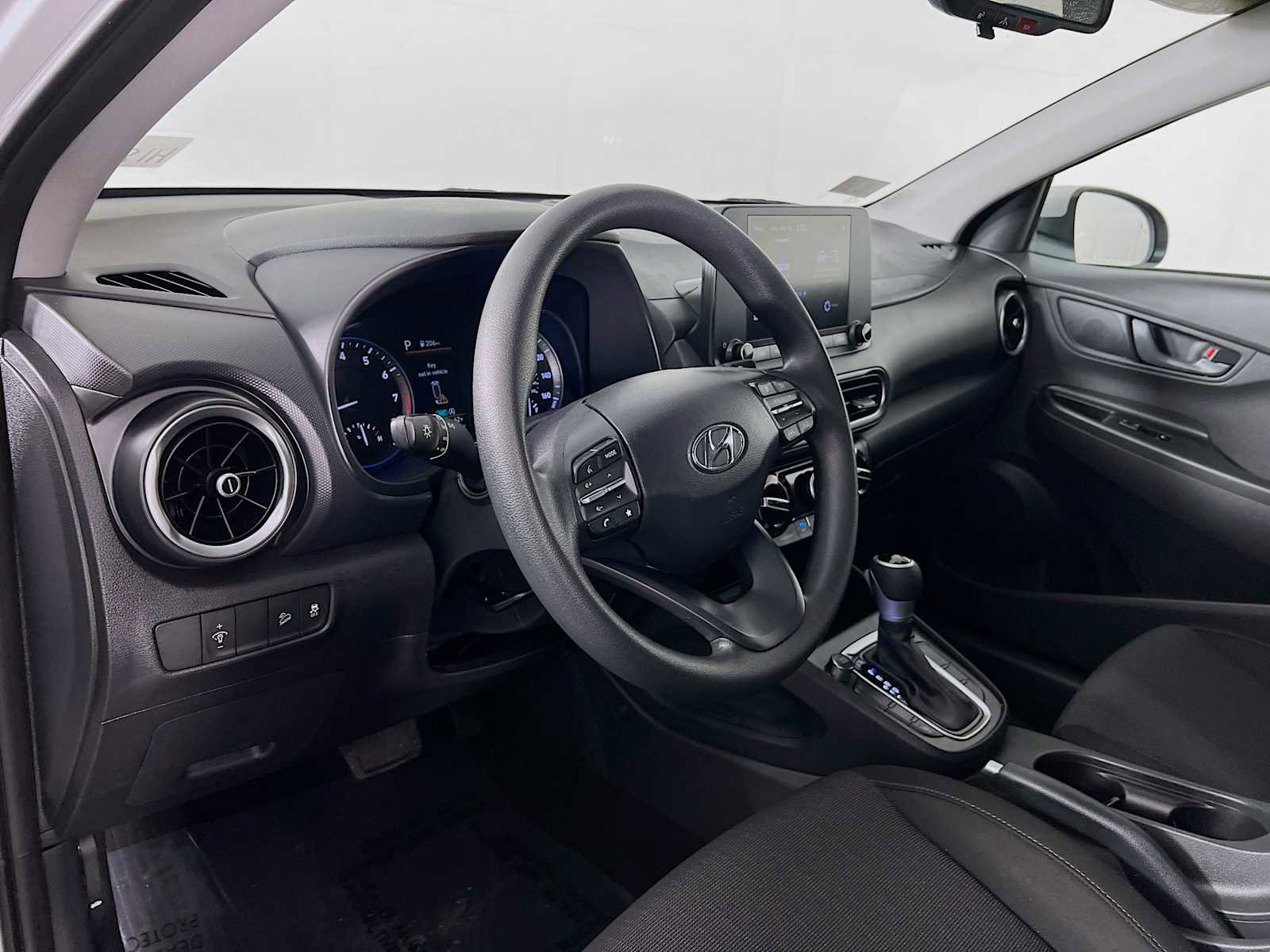 Certified 2023 Hyundai Kona SEL w/ Cargo Package image 9