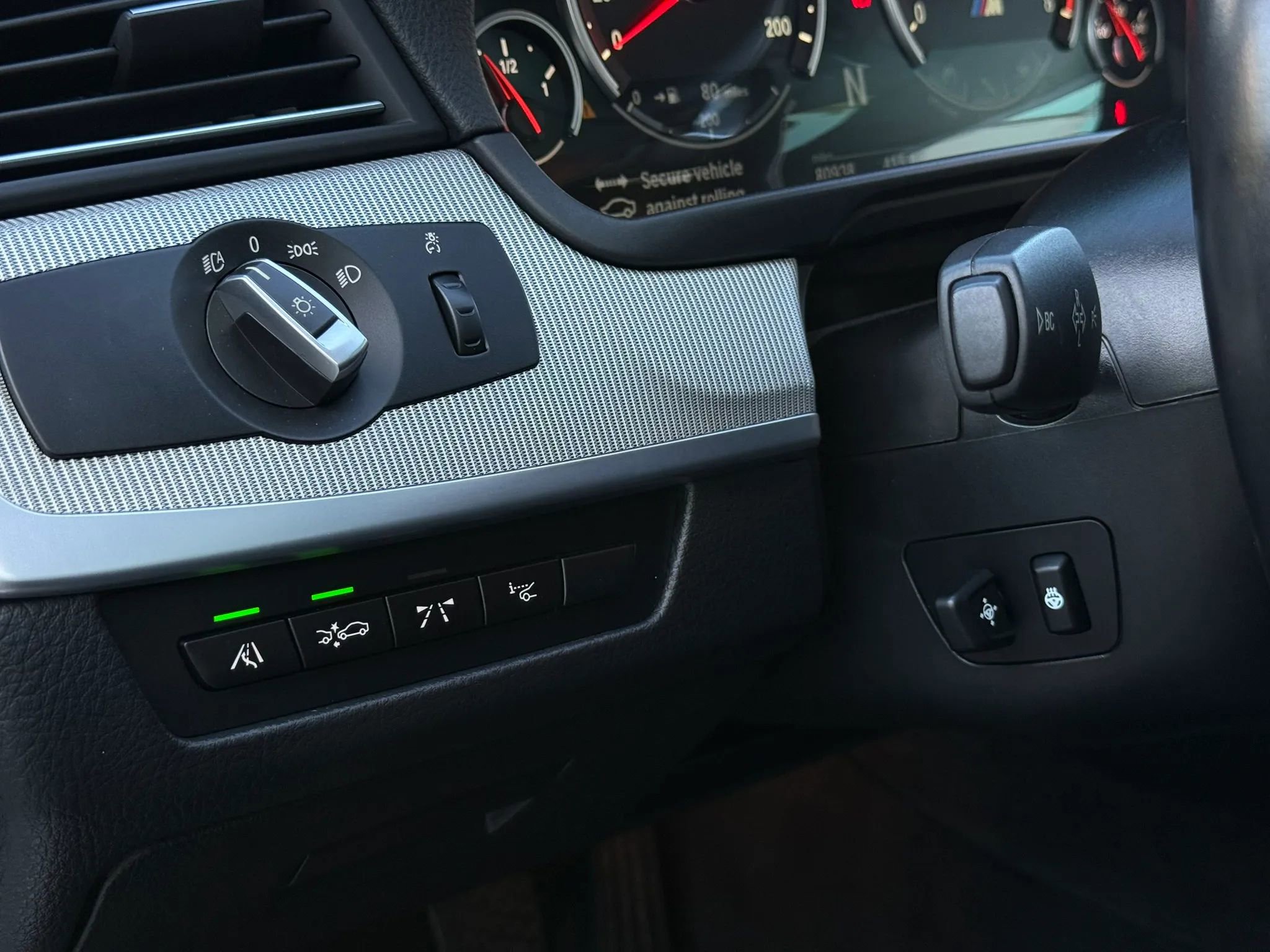 Used 2013 BMW M5 RWD image 32