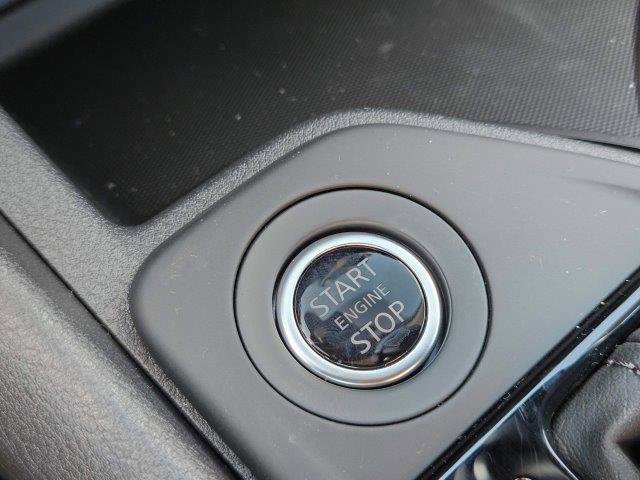 Used 2025 Nissan Sentra S image 22