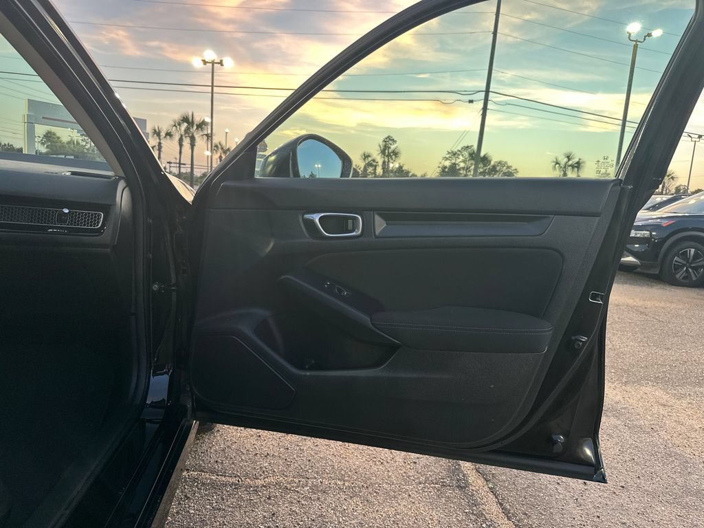 Used 2025 Honda Civic LX image 17