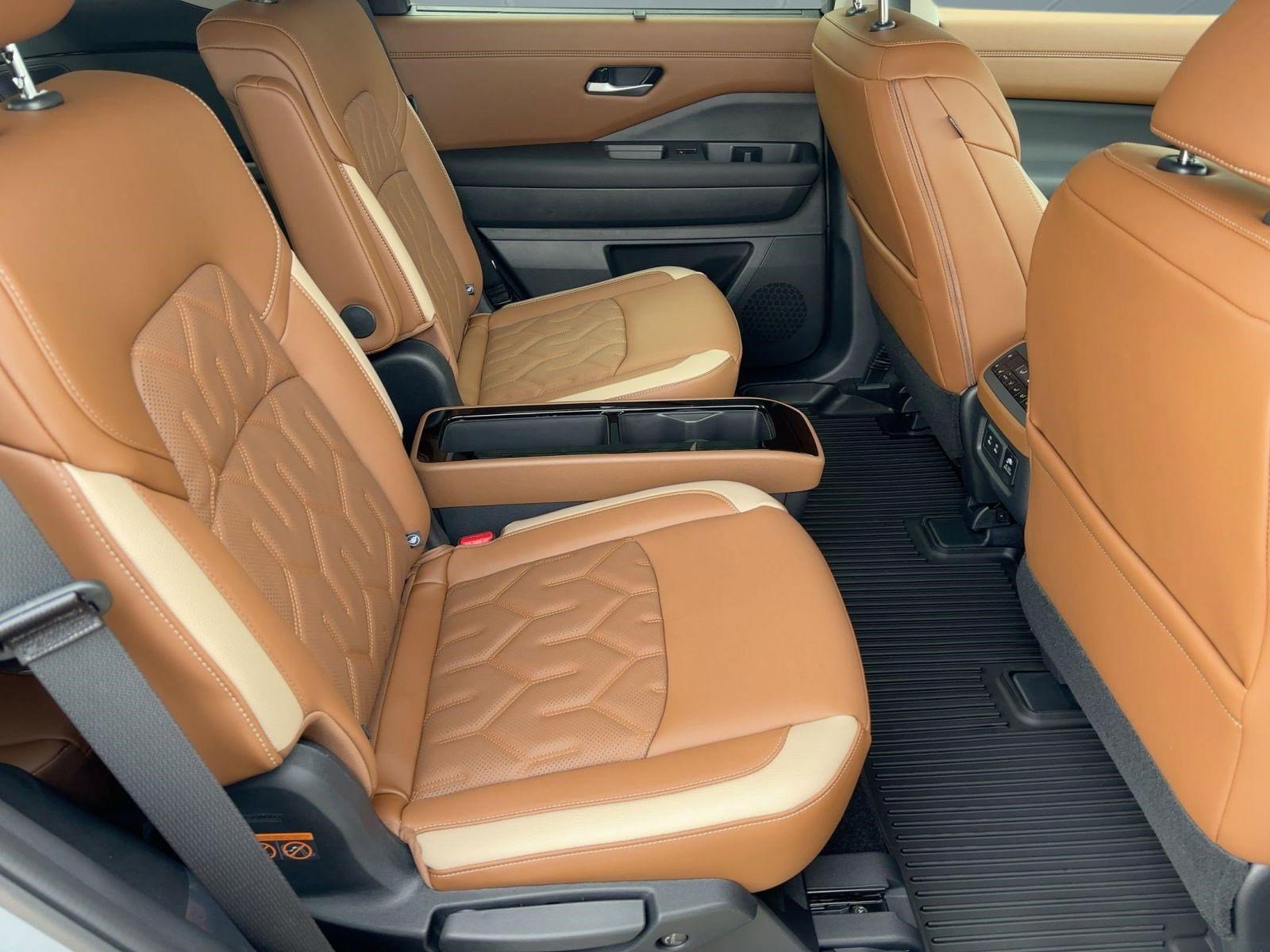 New 2026 Nissan Pathfinder Platinum image 29