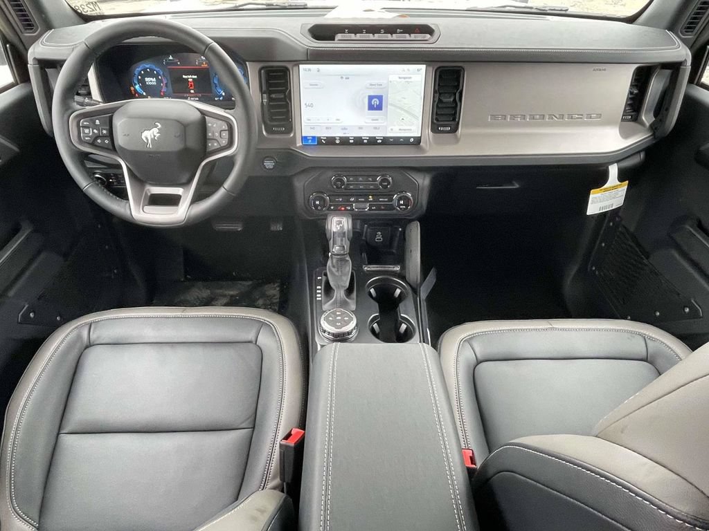 New 2026 Ford Bronco Outer Banks w/ Sasquatch Package AWD/4WD image 11