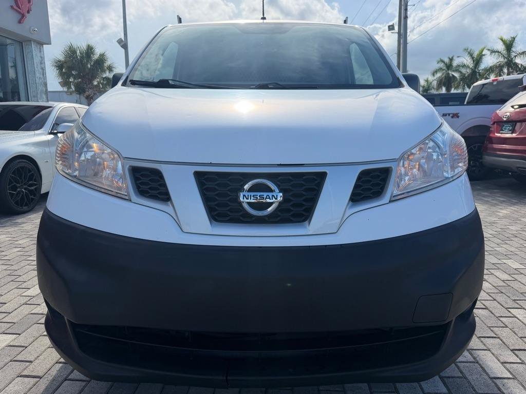 Used 2018 Nissan NV200 S FWD image 2