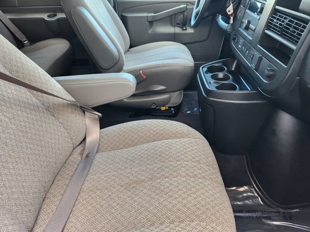 Used 2025 Chevrolet Express 3500 LT w/ LT Preferred Equipment Group RWD image 19