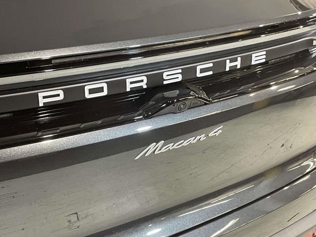 New 2025 Porsche Macan 4 Electric image 12