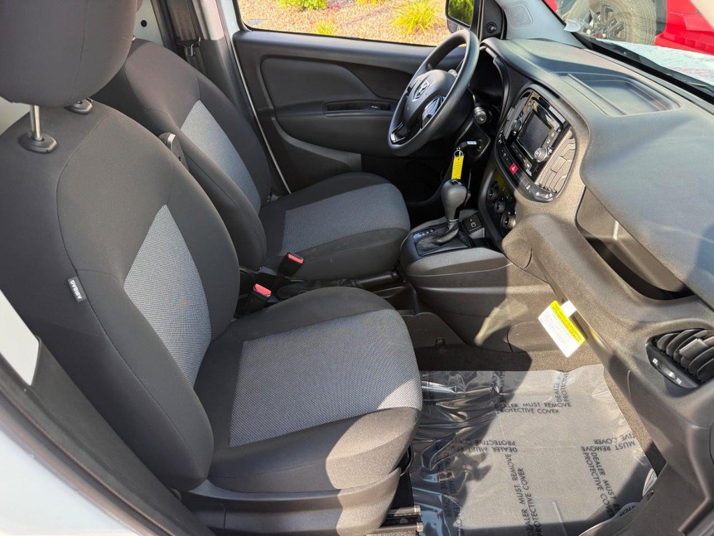 Used 2021 RAM ProMaster City Tradesman FWD image 12