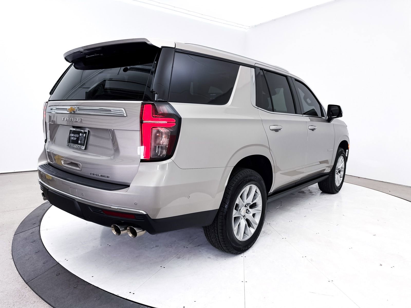 Used 2023 Chevrolet Tahoe Premier w/ Advanced Technology Package image 21