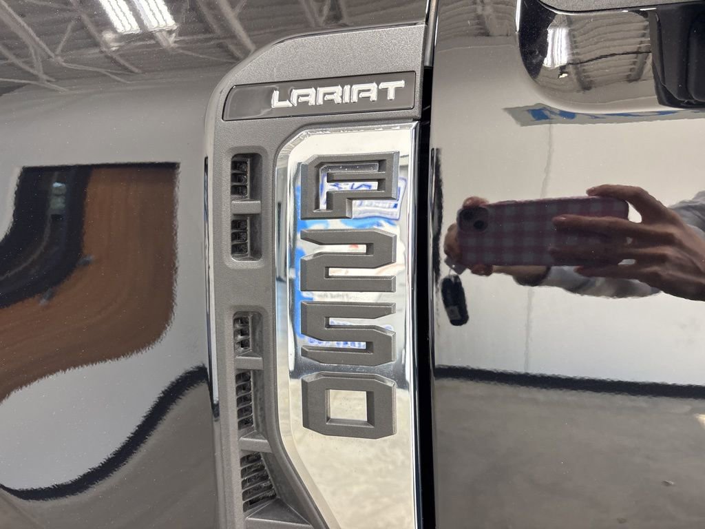 Used 2024 Ford F250 Lariat image 22