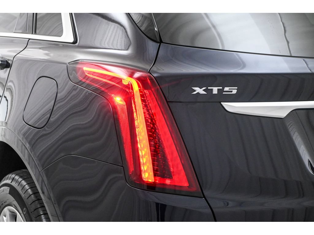 Certified 2022 Cadillac XT5 Premium Luxury FWD image 27