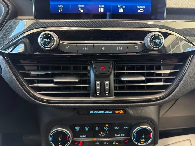 Used 2025 Ford Escape ST-Line Select AWD/4WD image 19
