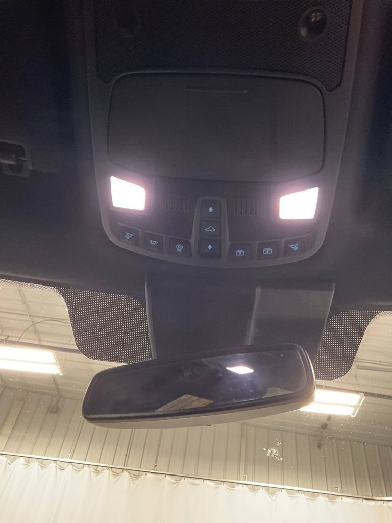 Used 2018 Ford F150 Platinum w/ Equipment Group 701A Luxury AWD/4WD image 23