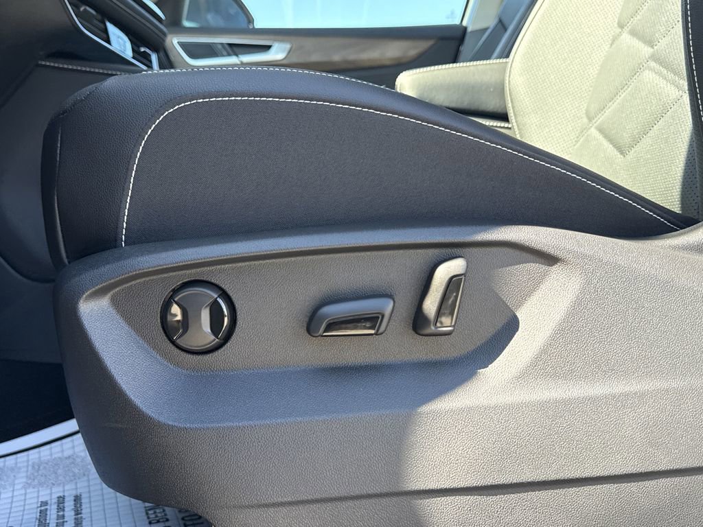 New 2026 Volkswagen Atlas SE image 26