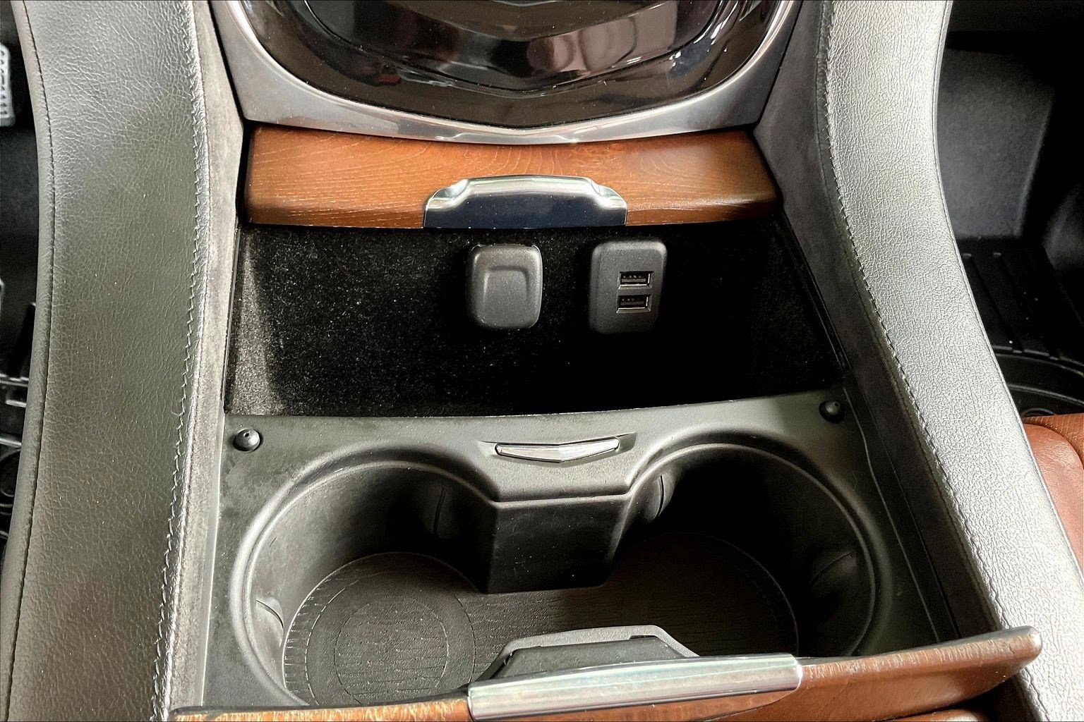 Used 2015 Cadillac Escalade ESV Premium image 15