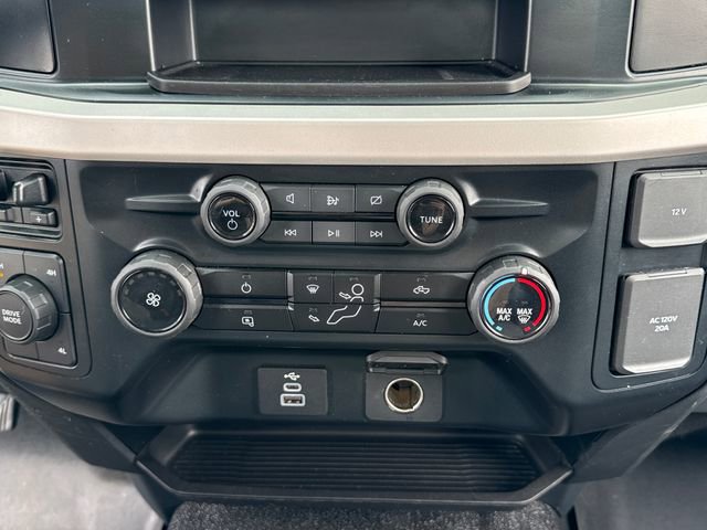 Used 2023 Ford F350 XL AWD/4WD image 29
