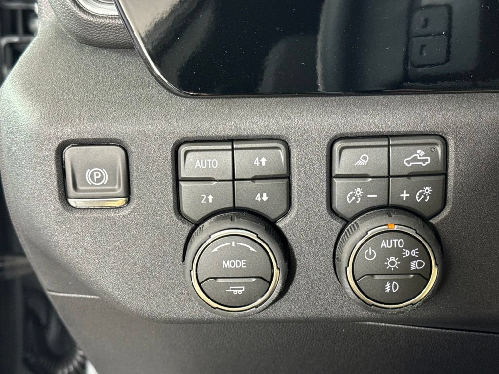 New 2026 Chevrolet Silverado 1500 RST w/ RST All Star Premium Package AWD/4WD image 22