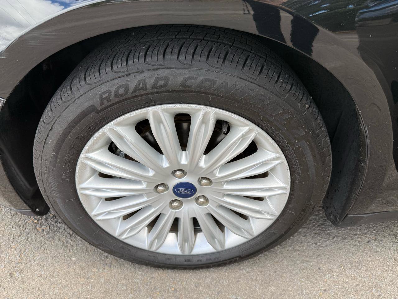 Used 2016 Ford Fusion S FWD image 32