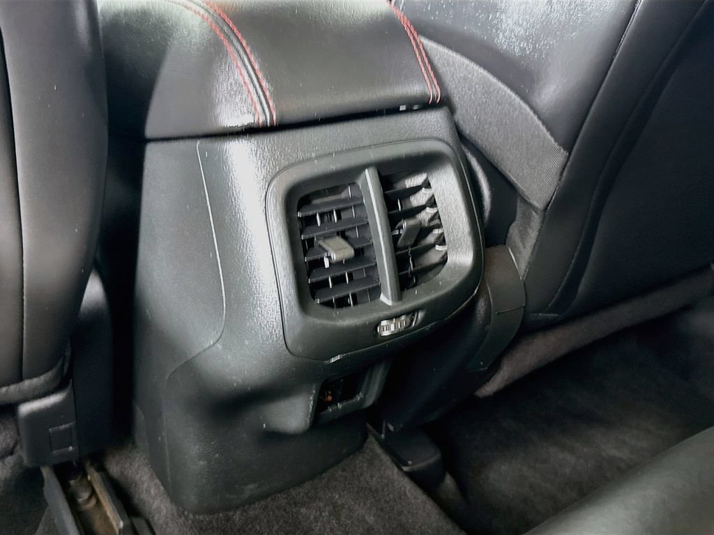 Used 2015 Jeep Cherokee Trailhawk w/ Comfort/Convenience Group AWD/4WD image 29