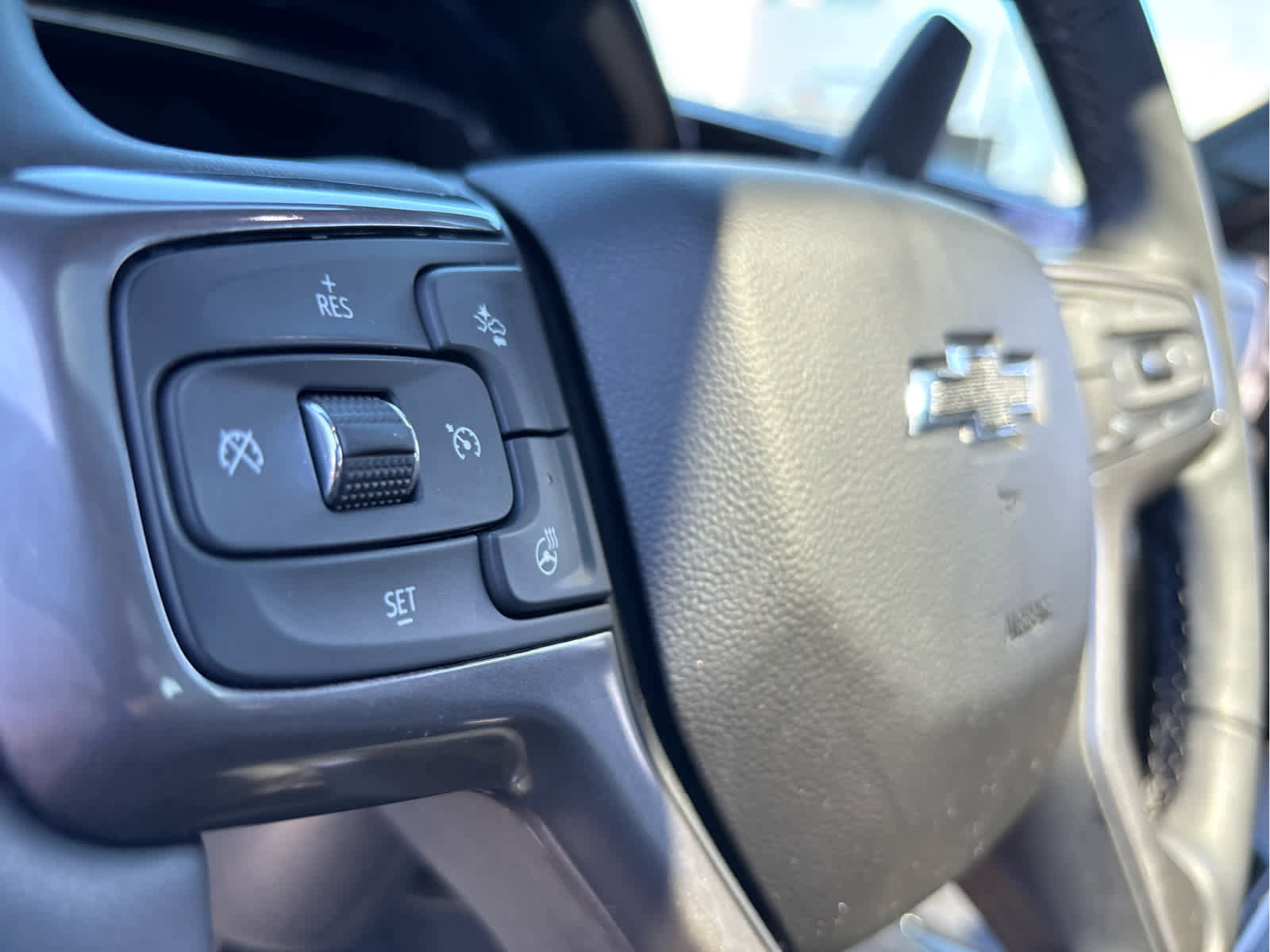 Certified 2024 Chevrolet Silverado 2500 ZR2 w/ Technology Package image 13