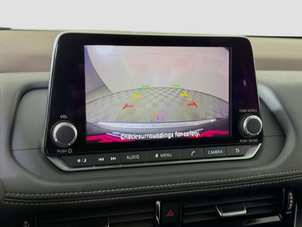 Used 2022 Nissan Rogue SV image 17