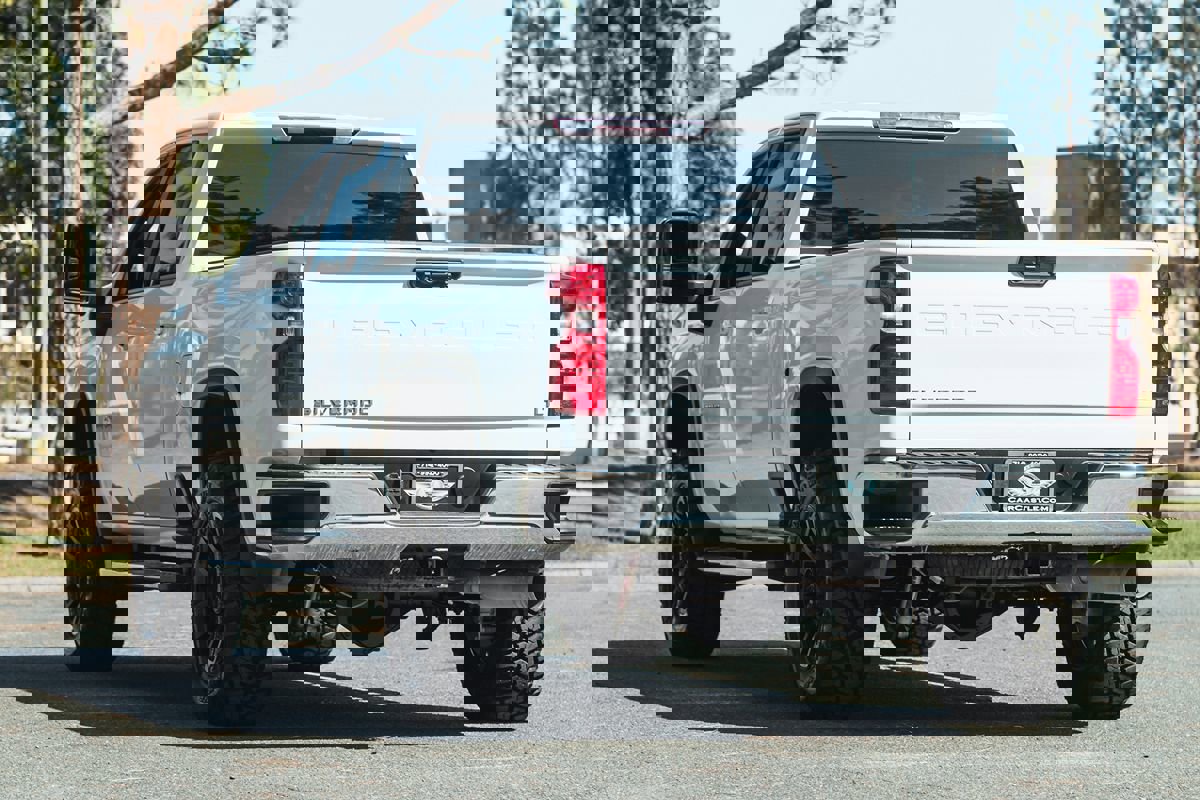 Used 2024 Chevrolet Silverado 2500 LT image 13