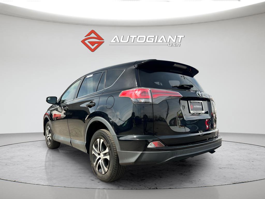 Used 2018 Toyota RAV4 LE w/ All Weather Liner Package image 5