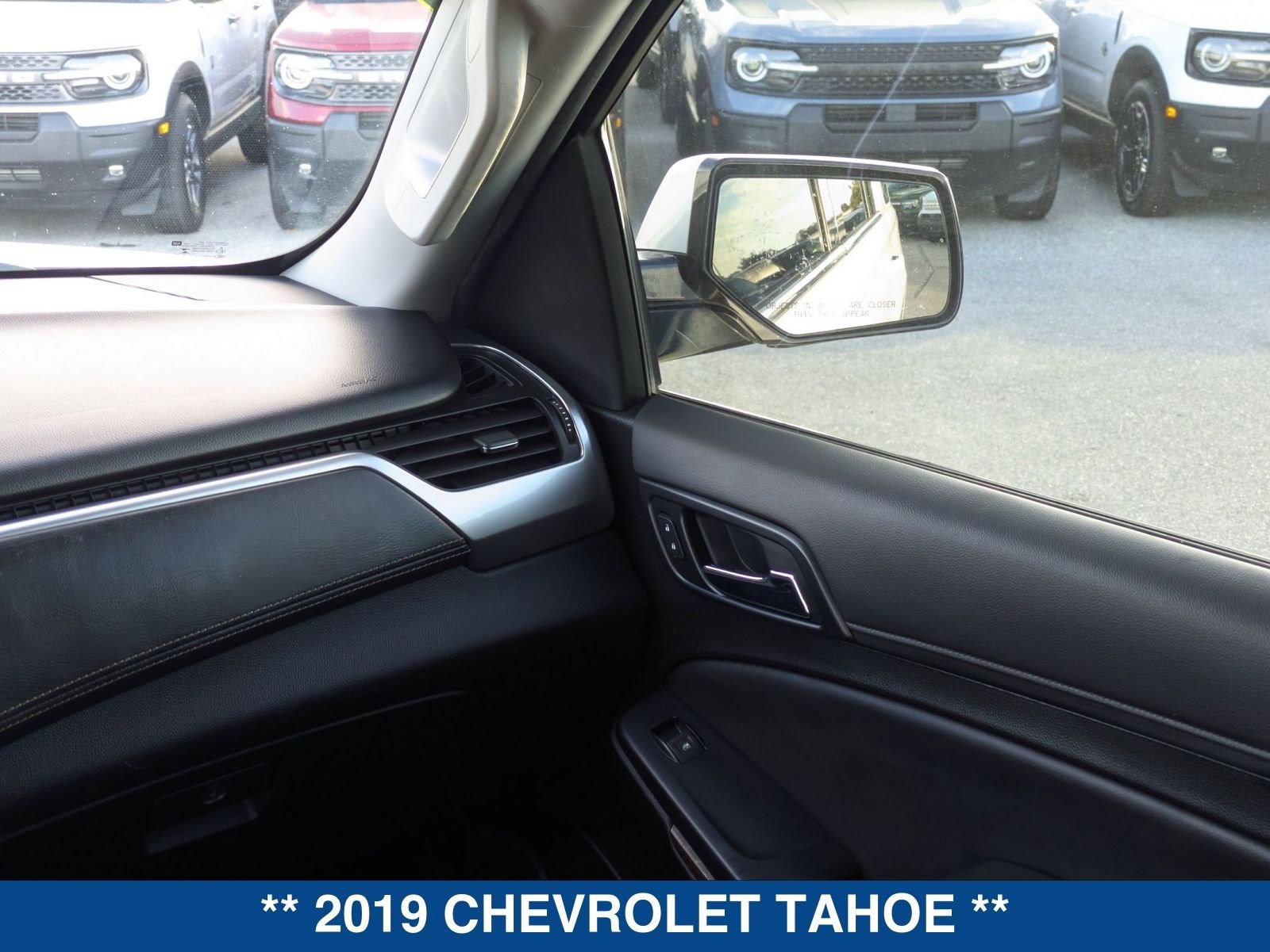 Used 2019 Chevrolet Tahoe LT w/ Luxury Package image 18
