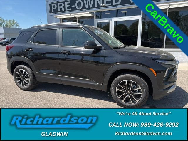 Used 2025 Chevrolet TrailBlazer LT AWD/4WD image 1