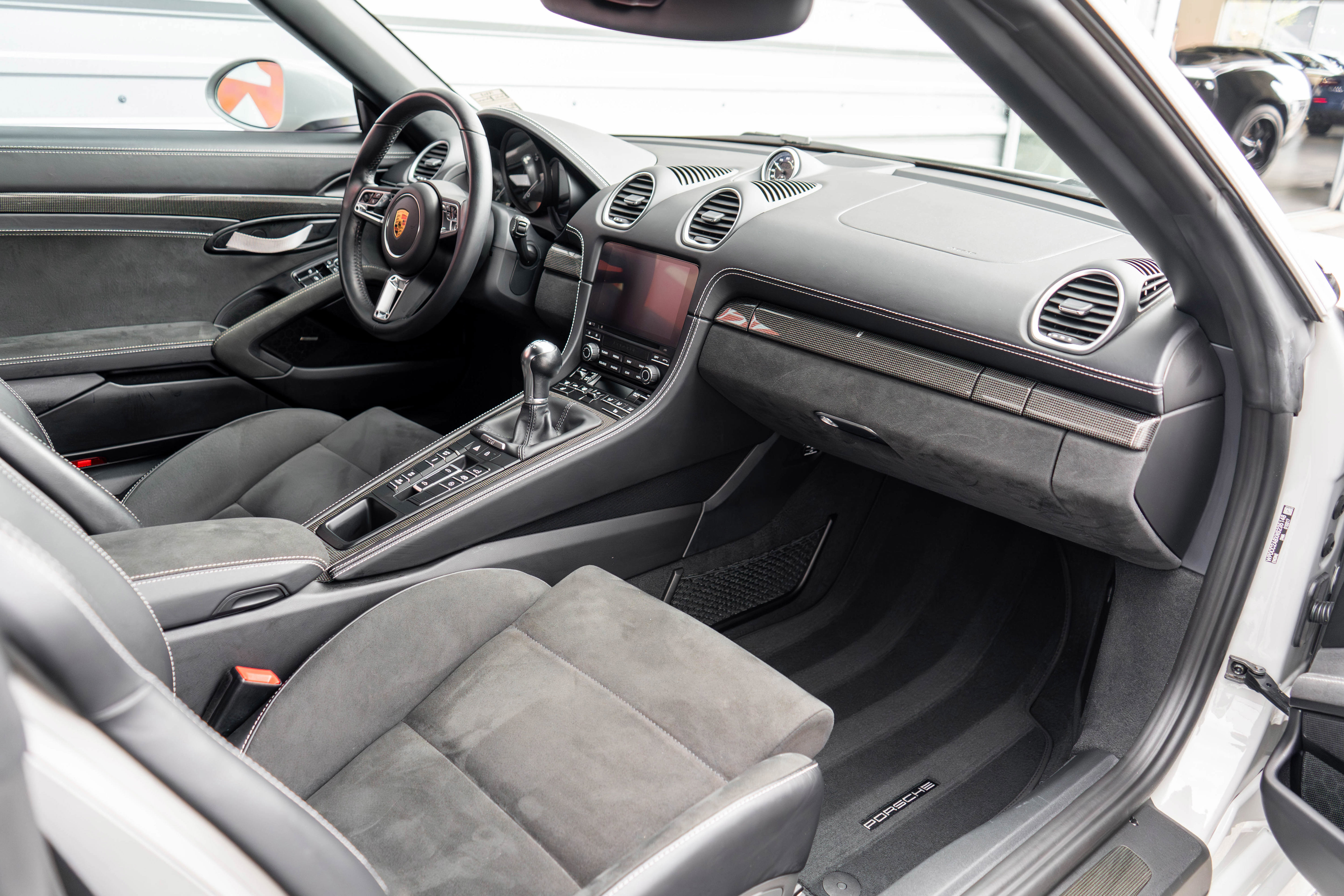 Used 2022 Porsche 718 Boxster Spyder w/ Light Design Package RWD image 30