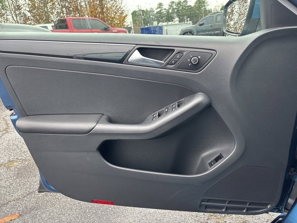 Used 2016 Volkswagen Jetta SEL image 37