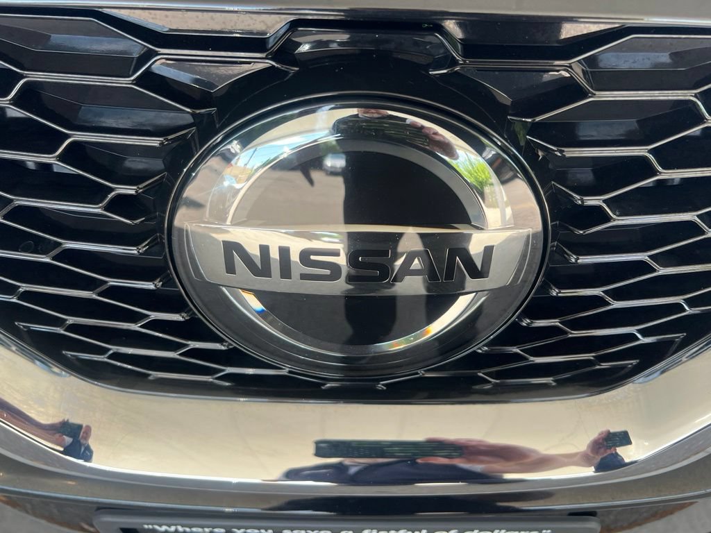 Certified 2022 Nissan Rogue Sport SL w/ Premium Package AWD/4WD image 29