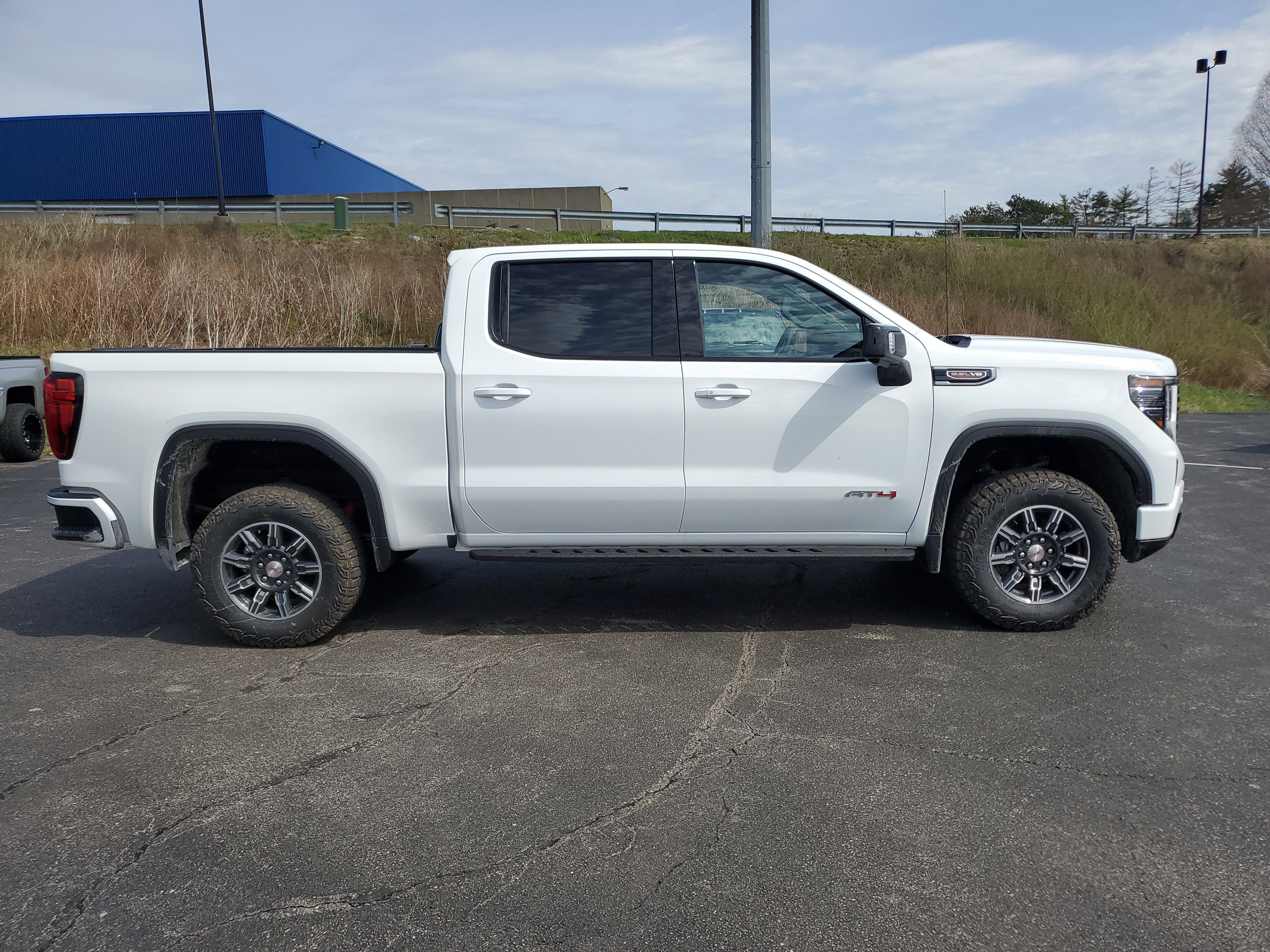New 2026 GMC Sierra 1500 AT4 w/ AT4 Premium Package image 3